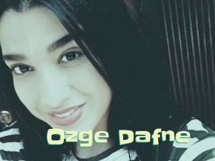 Ozge_Dafne