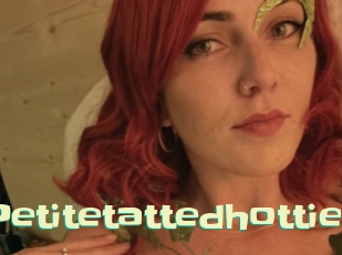 Petitetattedhottie