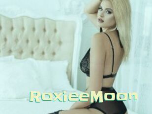 RoxieeMoon
