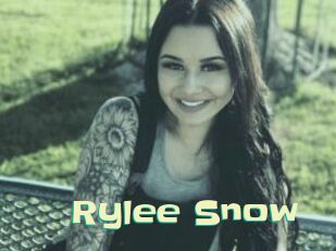 Rylee_Snow
