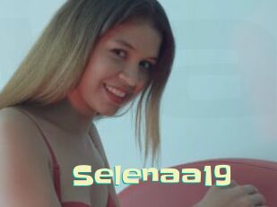 Selenaa19