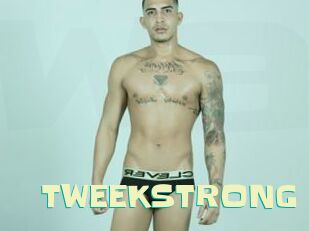 TWEEKSTRONG