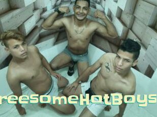 ThreesomeHotBoys