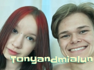 tonyandmialun Wanna Meet