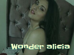 Wonder_alicia