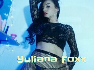 Yuliana_Foxx